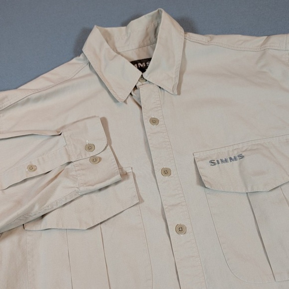 Simms Button Up Fishing Shirt Mens Size Medium Long Sleeve Tan Outdoor Utility